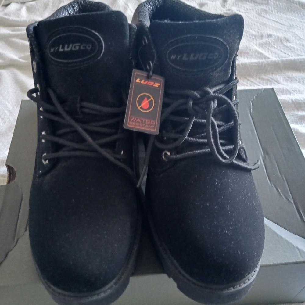 Men Lugz soft suede black boots size 12